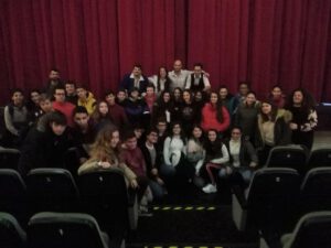 Crítica de LES MISÉRABLES de bricAbrac Teatro del IES Maimónides - Teatro en Francés