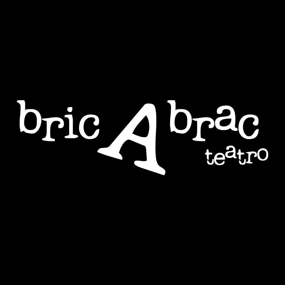 (c) Bricabracteatro.com