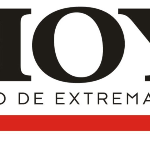 Crítica de PANIQUE EN CUISINE de bricAbrac Teatro en el periódico HOY Extremadura - Teatro en Francés